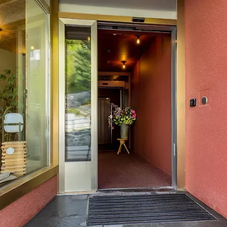 - Self Check-in アローザ