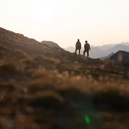 - Self Check-in ホテル *