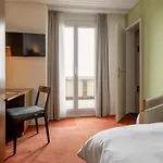- Self Check-in Hotel Arosa