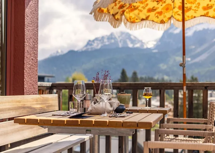 - Self Check-in Hotel Arosa