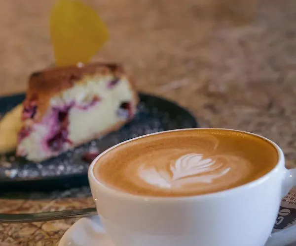 - Self Check-in * Arosa