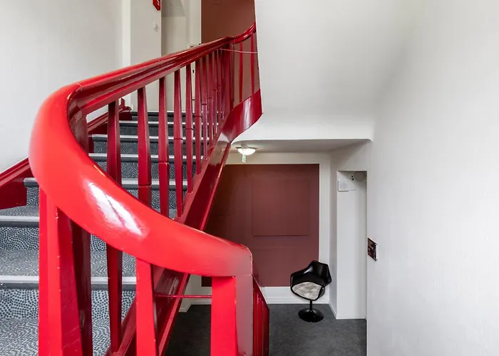 Hotel - Self Check-in *