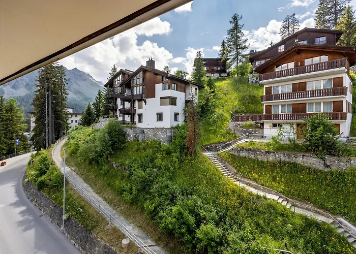 - Self Check-in Hotel