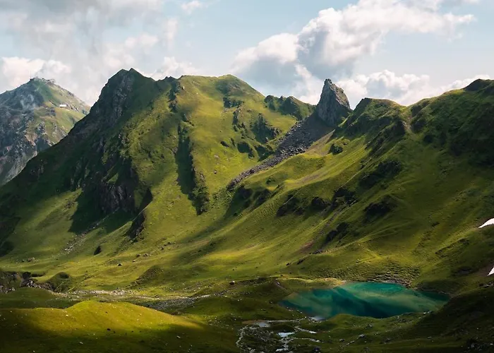 - Self Check-in Hotel *